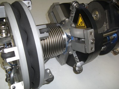 INSPECTOR SYSTEMS develops flexible grinding robot for surge line